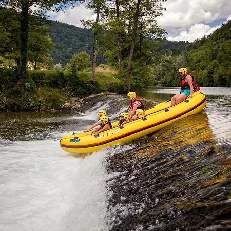 Madronic Family Estate - Kolpa River Pensjonat Stari Trg ob Kolpi