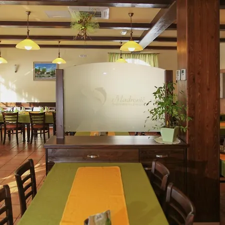 Madronic Family Estate - Kolpa River 3*