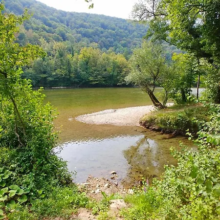Madronic Family Estate - Kolpa River * Stari Trg ob Kolpi