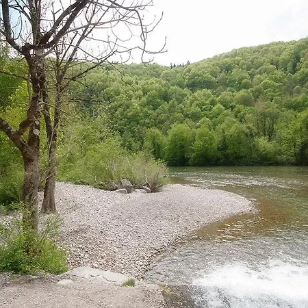 Madronic Family Estate - Kolpa River Maison d'hôtes Stari Trg ob Kolpi