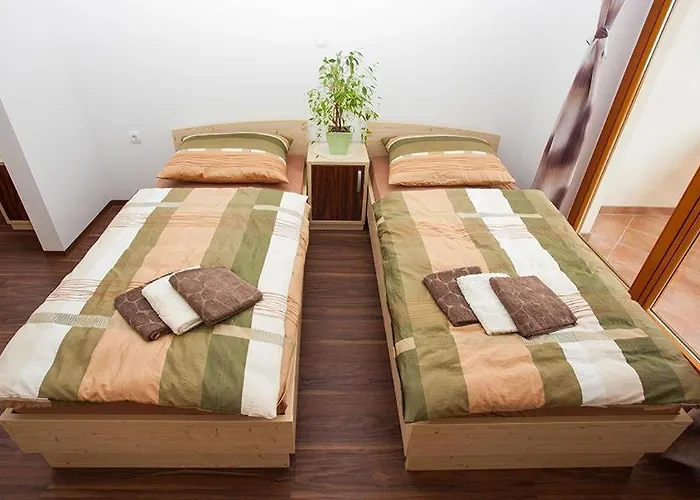 Madronic Family Estate - Kolpa River