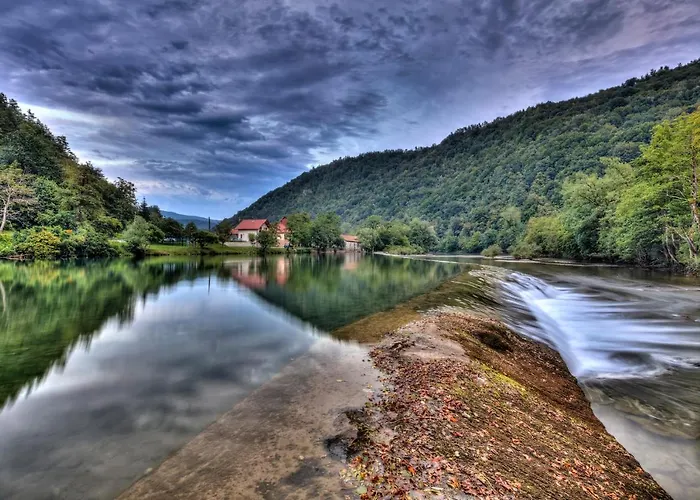 Gasthuis Madronic Family Estate - Kolpa River