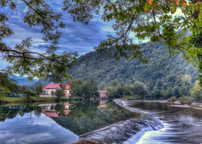 Madronic Family Estate - Kolpa River