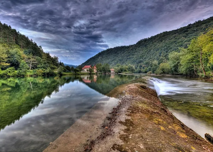 Gasthuis Madronic Family Estate - Kolpa River 3*